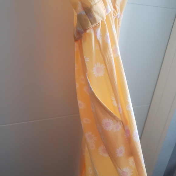 Youth romper from H and M. - Picture 6 of 6